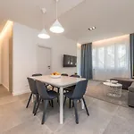 Royal Apartman *
